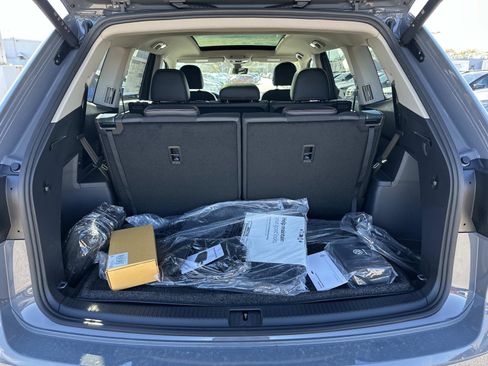 New 2026 Volkswagen Atlas Peak Edition image 10