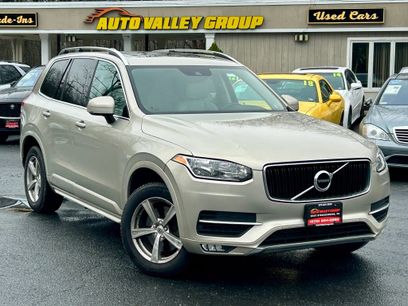 Used 2016 Volvo XC90 T5 Momentum