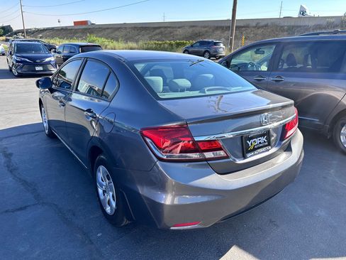 Used 2015 Honda Civic LX image 4