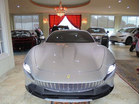 Used 2021 Ferrari Roma RWD image 52