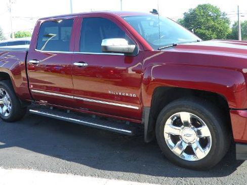 Used 2016 Chevrolet Silverado 1500 LTZ Z71 w/ LTZ Plus Package AWD/4WD image 3