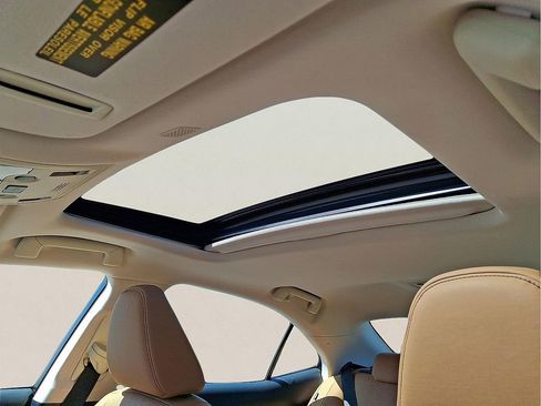 Used 2019 Lexus IS 300 AWD w/ Navigation Package image 12