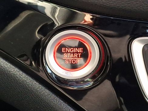 Used 2018 Honda Pilot Elite image 25