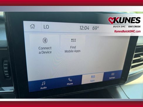 Used 2023 Ford Explorer XLT w/ Equipment Group 202A AWD/4WD image 26