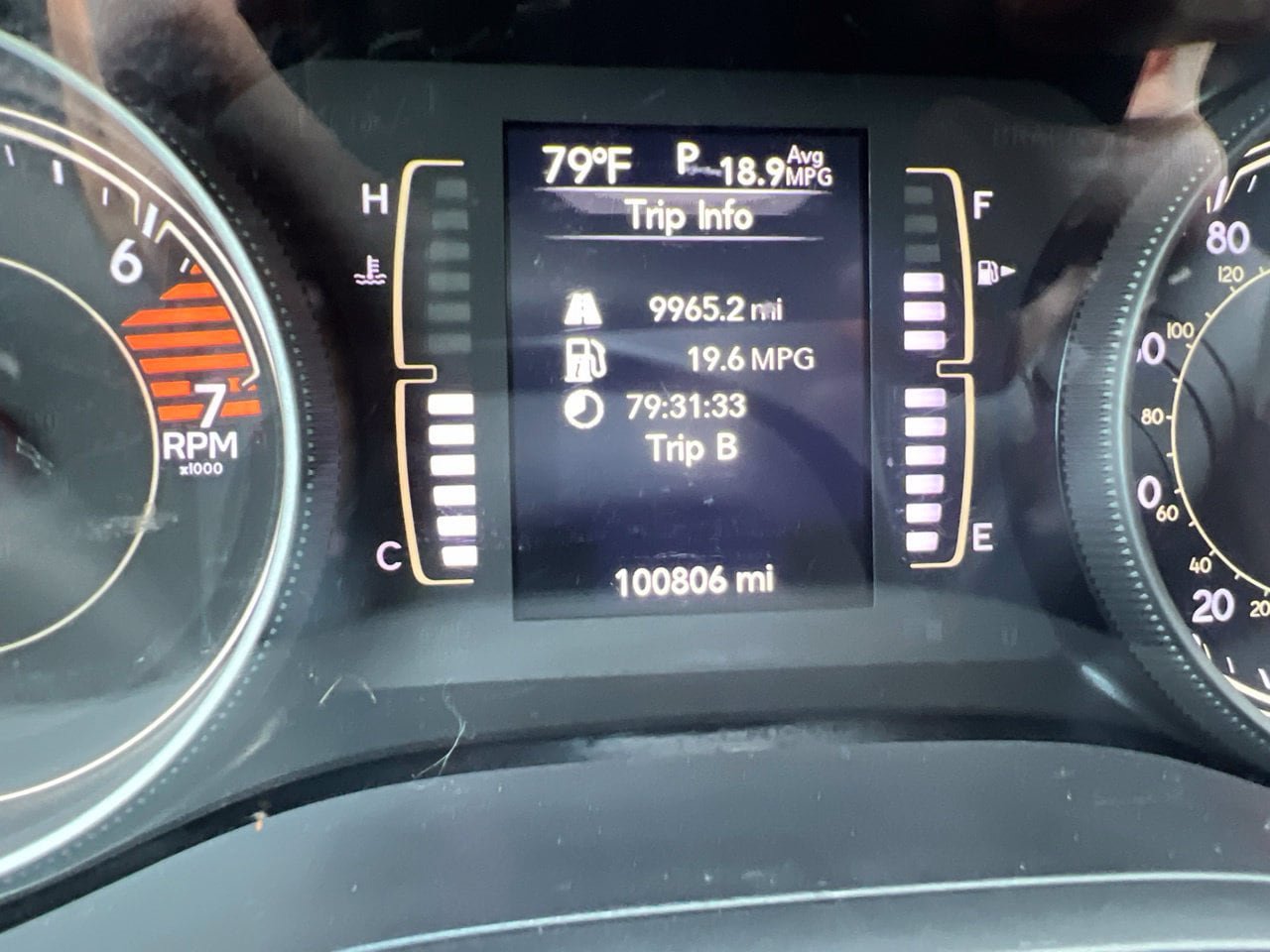 Used 2021 Jeep Cherokee Latitude Plus FWD image 17