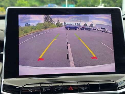 Used 2024 Jeep Compass Limited image 35