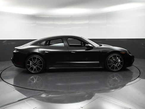 New 2026 Porsche Taycan Turbo image 9