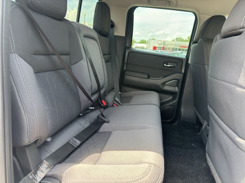 New 2026 Nissan Frontier SV w/ SV Convenience Package RWD image 18