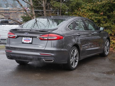 Used 2020 Ford Fusion Titanium image 21