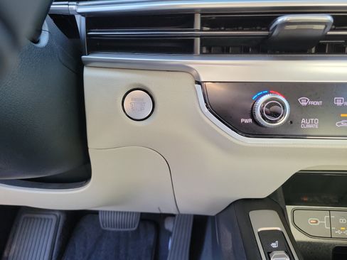 Certified 2026 Kia Sorento S FWD image 21