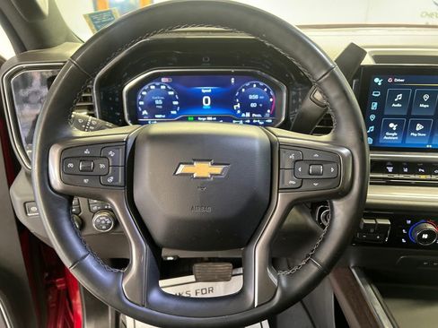 Used 2024 Chevrolet Silverado 2500 High Country w/ Technology Package AWD/4WD image 33