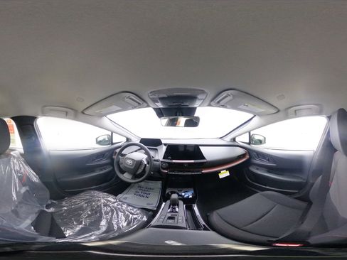 New 2026 Toyota Prius Plug-In Hybrid image 33