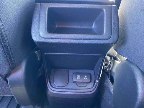 Used 2019 Subaru Ascent 8-Passenger image 11