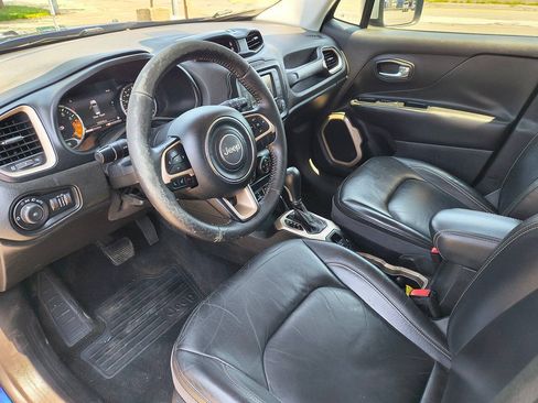 Used 2016 Jeep Renegade Limited AWD/4WD image 9