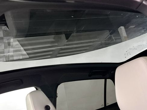 Certified 2023 Volkswagen ID.4 Pro S AWD/4WD image 19