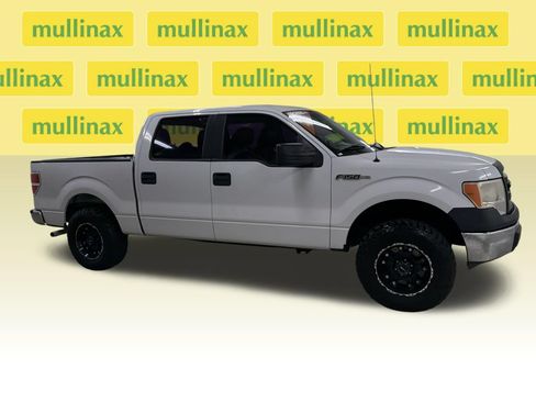 Used 2013 Ford F150 XL w/ Mid Equipment Group RWD image 2