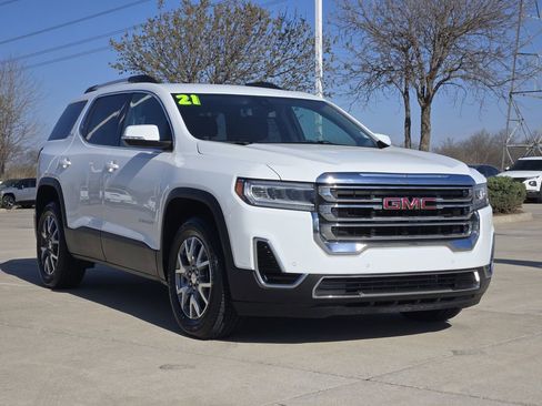 Used 2021 GMC Acadia SLE w/ Driver Convenience Package image 3