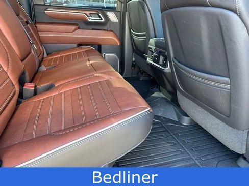 Used 2024 GMC Sierra 3500 Denali Ultimate image 22