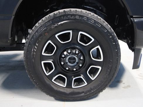 Used 2024 Ford F250 Platinum AWD/4WD image 38