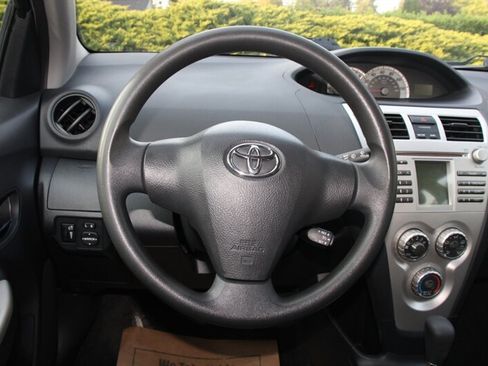 Used 2007 Toyota Yaris Sedan w/ PWR Pkg w/Steel Wheels FWD image 17