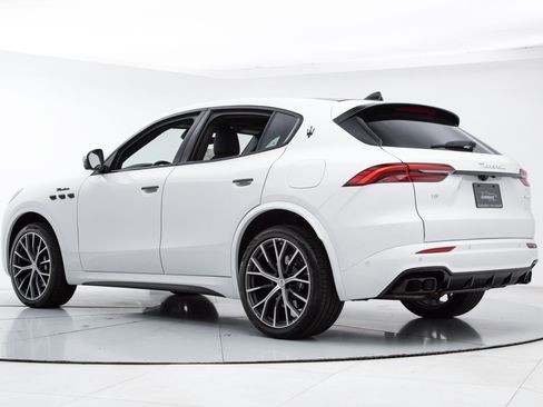 New 2026 Maserati Grecale Modena AWD/4WD image 3