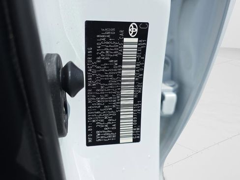 Used 2026 Toyota Corolla LE FWD image 26