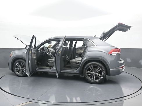 Used 2022 Volkswagen Atlas Cross Sport SEL R-Line image 77