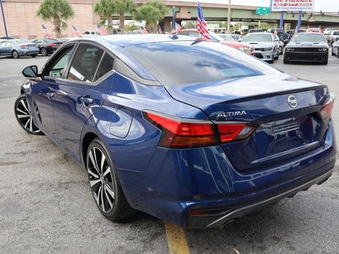 Used 2020 Nissan Altima 2.5 SR FWD image 5