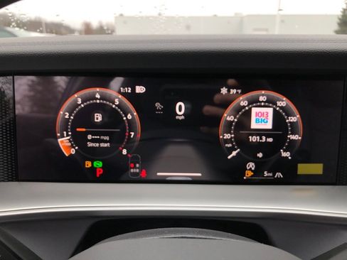 New 2026 Volkswagen Tiguan SE R-Line AWD/4WD image 21