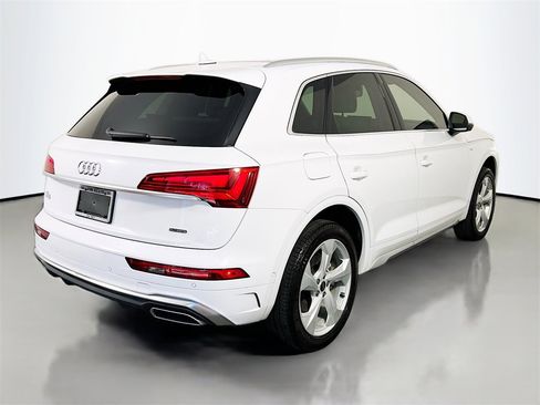 Used 2024 Audi Q5 2.0T Prestige image 7