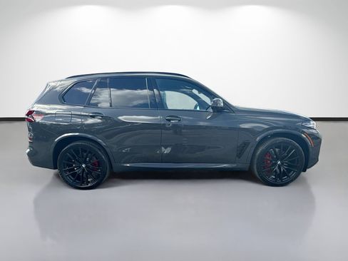 New 2026 BMW X5 xDrive40i w/ M Sport Package AWD/4WD image 2