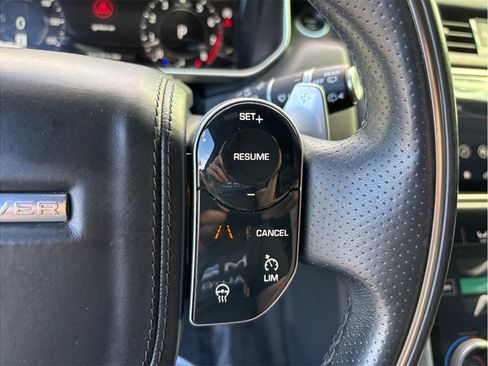Used 2018 Land Rover Range Rover Sport HSE Dynamic image 29