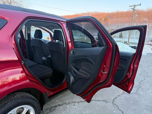 Used 2018 Ford EcoSport SE image 17