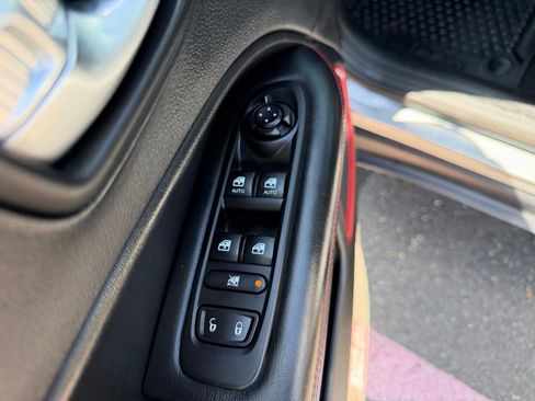 Used 2020 Jeep Compass Trailhawk AWD/4WD image 12