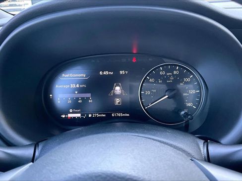 Used 2021 Nissan Kicks SR w/ SR Premium Package FWD image 23