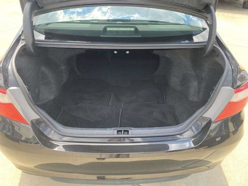 Used 2015 Toyota Camry SE FWD image 13