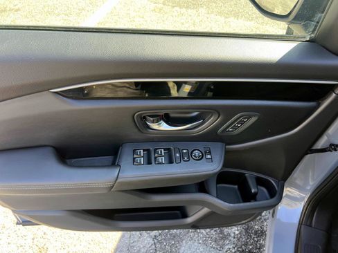 Certified 2023 Honda Pilot Touring image 15