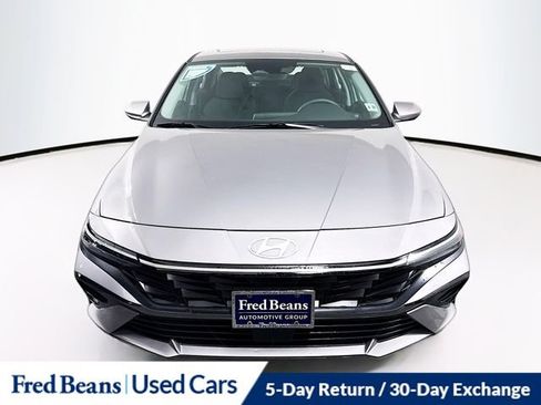 Certified 2025 Hyundai Elantra SEL w/ Cargo Package image 2