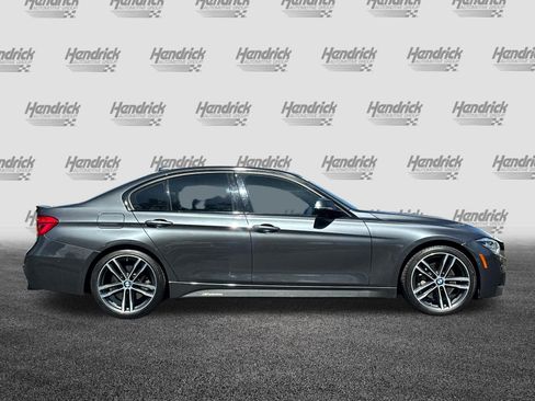 Used 2018 BMW 340i Sedan w/ Executive Package RWD image 3