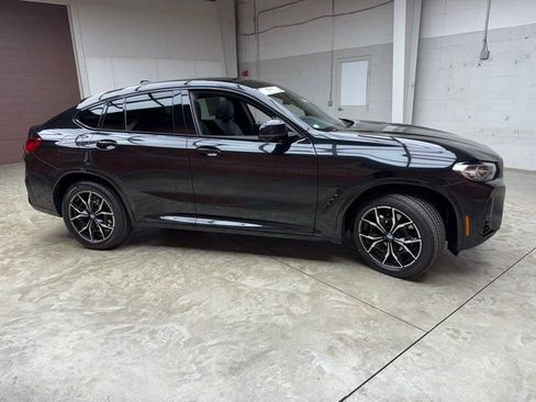 Certified 2023 BMW X4 xDrive30i w/ M Sport Package image 6