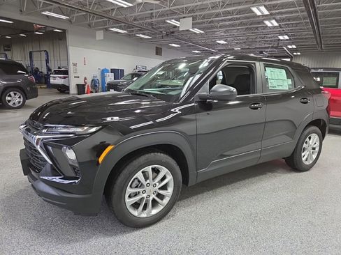 New 2026 Chevrolet TrailBlazer LS image 3