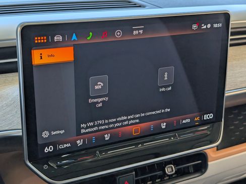 Used 2025 Volkswagen ID. Buzz 1st Edition RWD image 32