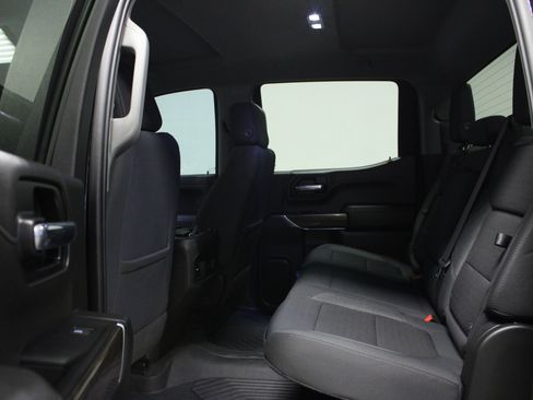 Used 2021 Chevrolet Silverado 1500 LT Trail Boss w/ Bed Protection Package image 9