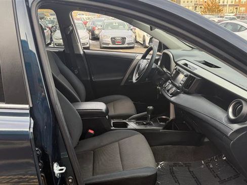 Used 2017 Toyota RAV4 LE image 8