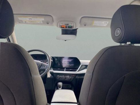 Used 2024 Chevrolet Trax LS w/ LS Convenience Package image 38