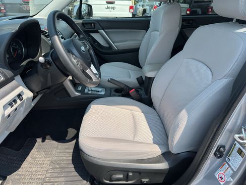 Used 2017 Subaru Forester 2.5i Premium w/ All-Weather Package AWD/4WD image 13