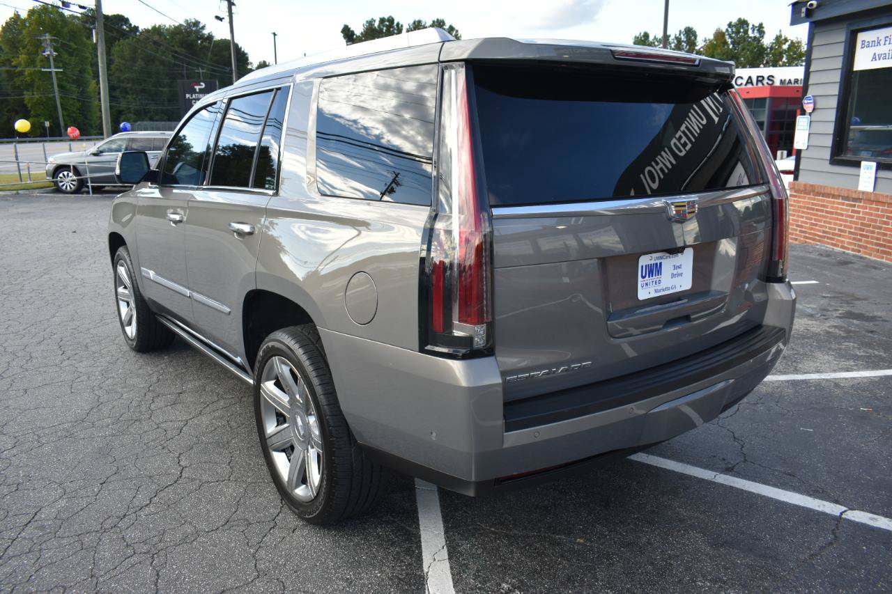 Used 2017 Cadillac Escalade Premium Luxury AWD/4WD image 8