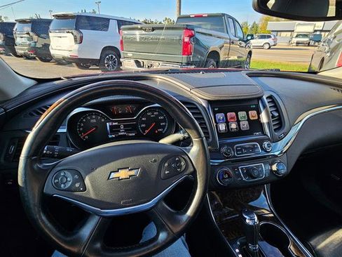 Used 2014 Chevrolet Impala LTZ image 24