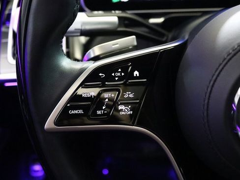 Used 2022 Mercedes-Benz S 580 4MATIC Sedan w/ Rear Seat Package image 4