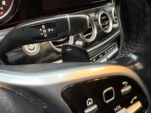 Used 2019 Mercedes-Benz E 300 E 300 image 29